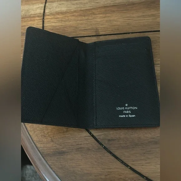 Louis vuitton Bi fold Card holder